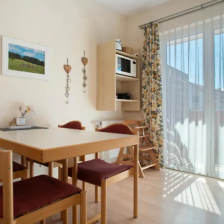 Urlaubshof Scherer * Deggenhausertal